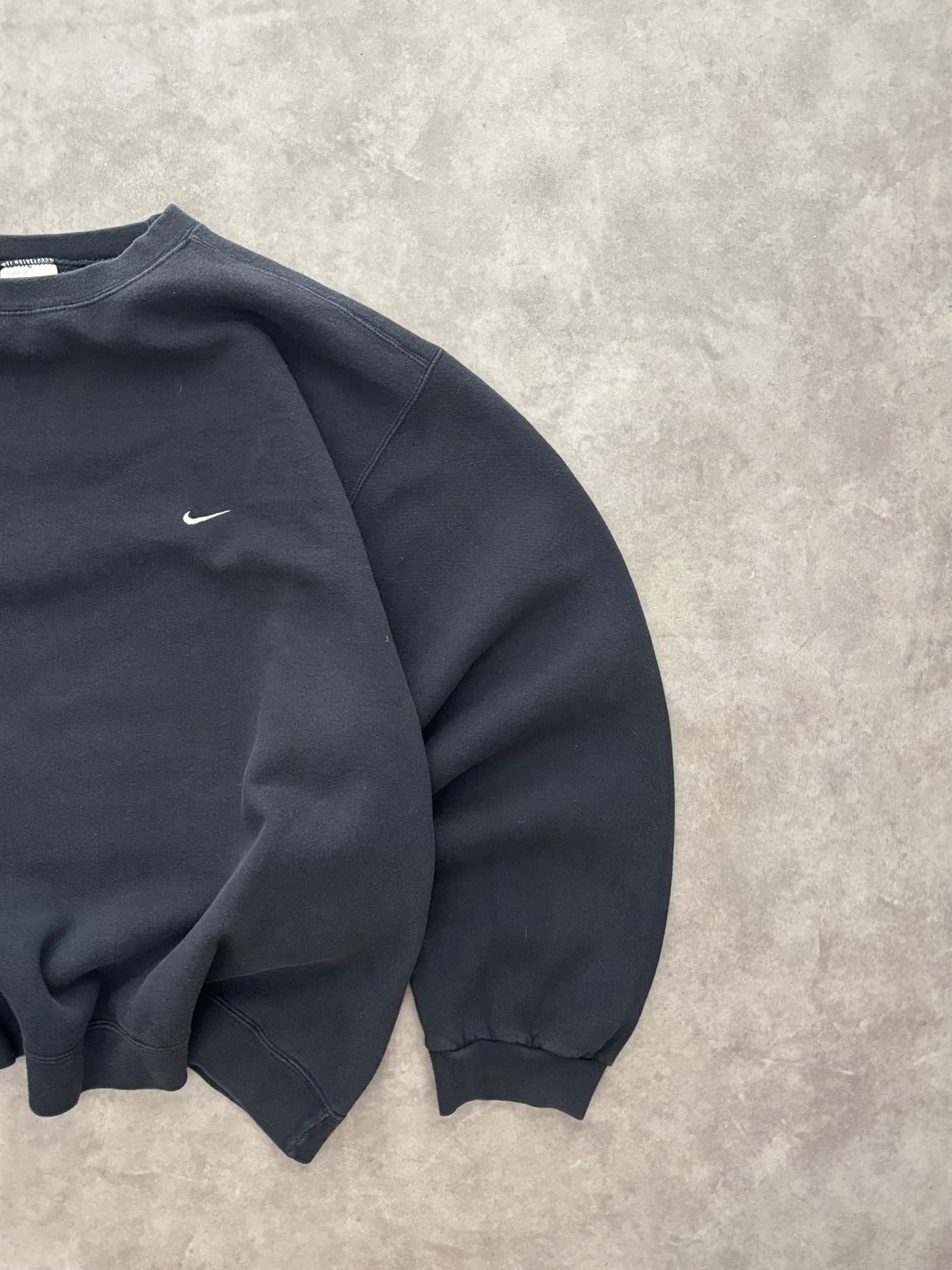 Nike Vintage Nike Crewneck Mini Swoosh - view 2 - Fabricsonder